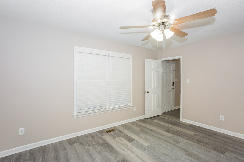 2,285/Mo, 1003 Wentworth Dr Kannapolis, NC 28081 Main Bedroom View 2