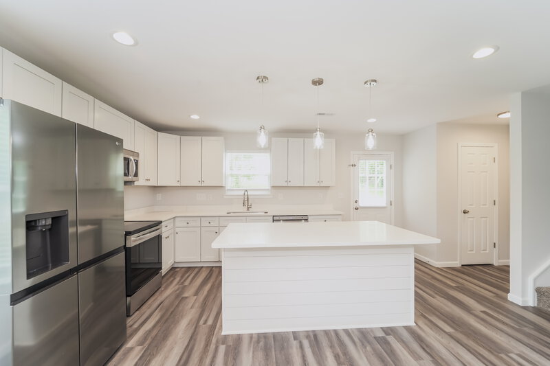 2,120/Mo, 1350 Mason St Unit 272 Kannapolis, NC 28081 Kitchen View