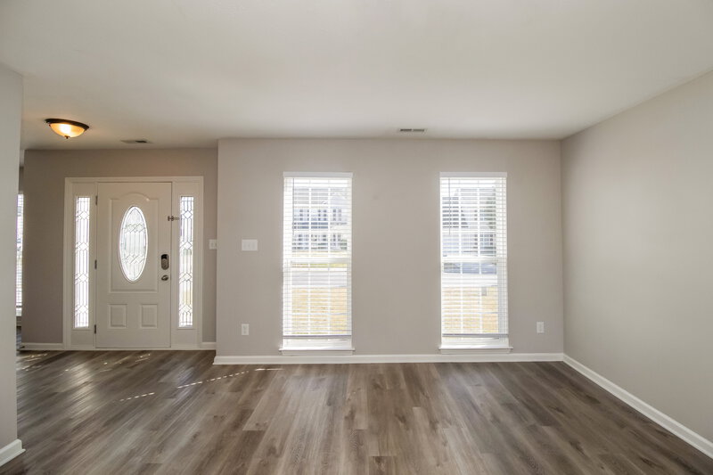 1,940/Mo, 4262 Millet St SW Concord, NC 28027 Living Room View 3