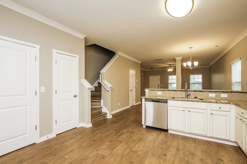 1,785/Mo, 11551 McDunkeld Dr Huntersville, NC 28078 Kitchen View 2