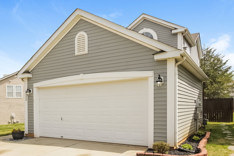 2,265/Mo, 1422 Majestic Meadow Dr Charlotte, NC 28216 Front View