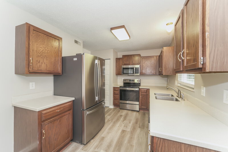 4,480/Mo, 605 Bundy Cir Charlotte, NC 28211 Kitchen View 2