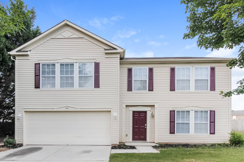 1,965/Mo, 914 Poplar Forest Rdg Clover, SC 29710 External View