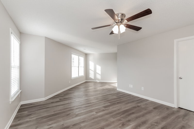 1,965/Mo, 914 Poplar Forest Rdg Clover, SC 29710 Main Bedroom View