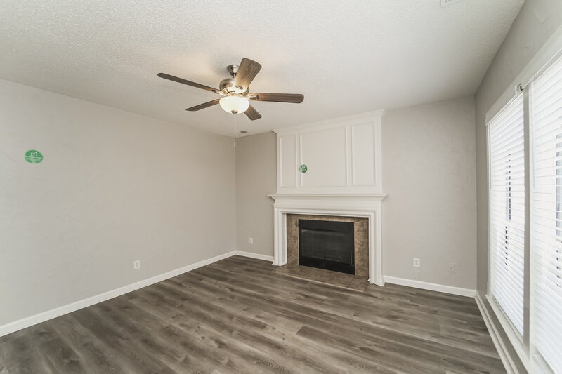 2,520/Mo, 13524 Norlington Ct Charlotte, NC 28273 Living Room View 3