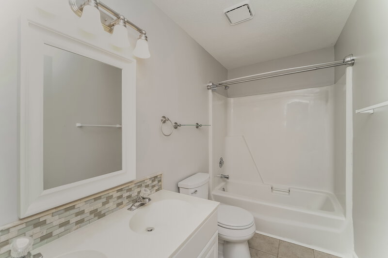 2,520/Mo, 13524 Norlington Ct Charlotte, NC 28273 Bathroom View