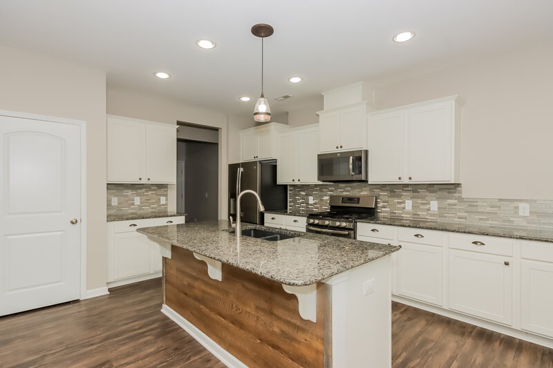 2,770/Mo, 1326 Aurora Ct Denver, NC 28037 Kitchen View