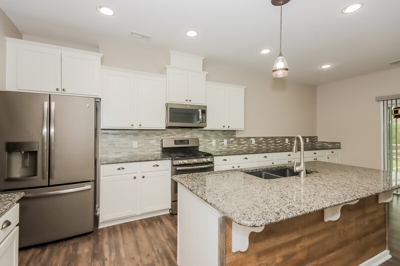 2,770/Mo, 1326 Aurora Ct Denver, NC 28037 Kitchen View 2