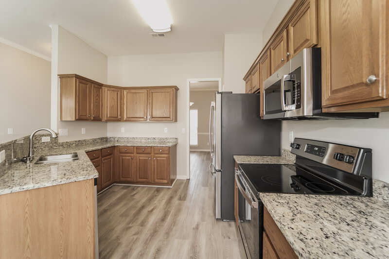 2,095/Mo, 3416 Stoney Garden Dr Charlotte, NC 28269 Kitchen View 2