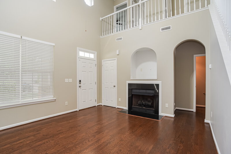 2,075/Mo, 12733 Alvin Woods Dr Charlotte, NC 28214 Living Room View 2