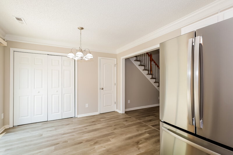 2,270/Mo, 1036 Crestdale Crossing Dr Matthews, NC 28105 Dining Room View