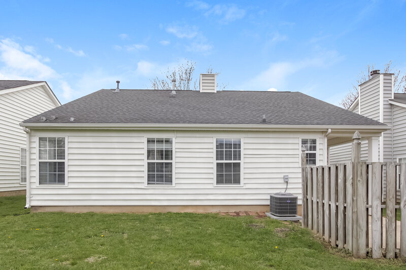 1,760/Mo, 8514 Redstone View Dr Charlotte, NC 28269 Misc View 13