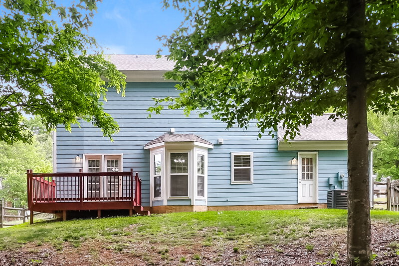 1,980/Mo, 10641 Starwood Ave Unit 9 Charlotte, NC 28215 Rear View