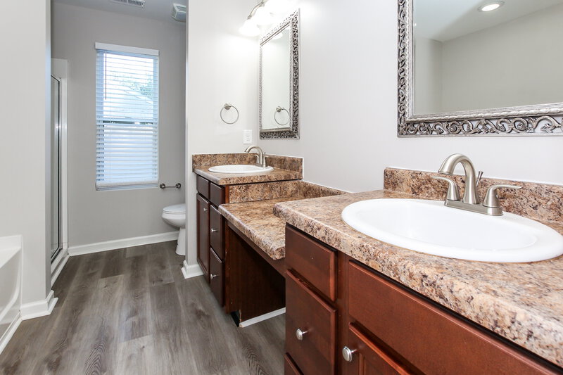 1,915/Mo, 5127 Tomsie Efird Ln Charlotte, NC 28269 Misc View 10