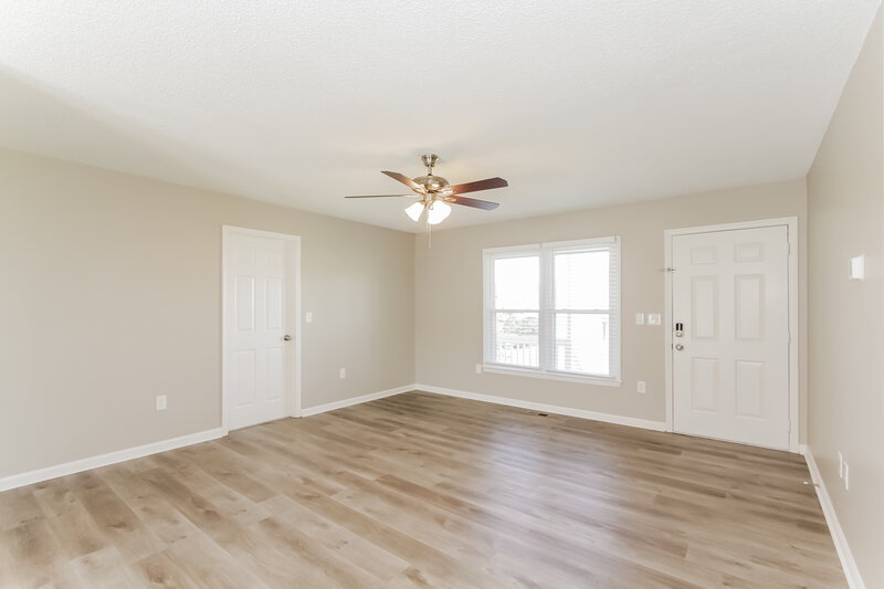 1,775/Mo, 104 Dameron Rd Bessemer City, NC 28016 Living Room View