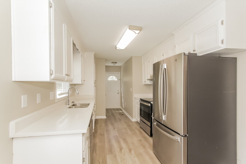 1,775/Mo, 104 Dameron Rd Bessemer City, NC 28016 Kitchen View