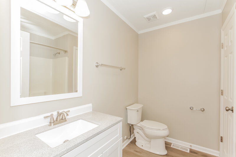 1,775/Mo, 104 Dameron Rd Bessemer City, NC 28016 Bathroom View
