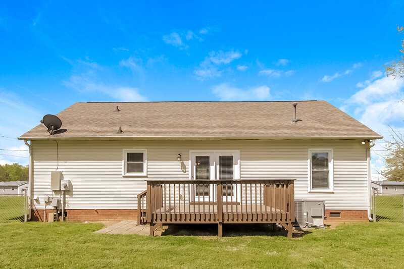 1,775/Mo, 104 Dameron Rd Bessemer City, NC 28016 Rear View