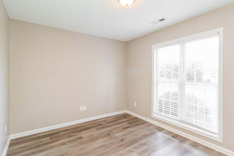 1,915/Mo, 1004 Ayrshire Ln Dallas, NC 28034 Bedroom View 2