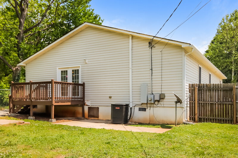1,630/Mo, 127 S Sherrill St Mooresville, NC 28115 Misc View 16