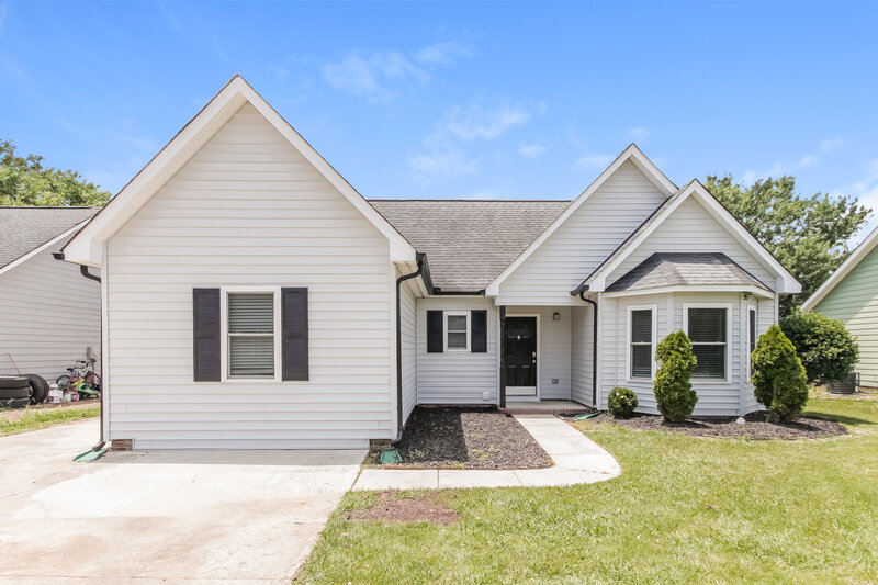 1,870/Mo, 4907 Hunters Knoll Dr Monroe, NC 28110 Front View