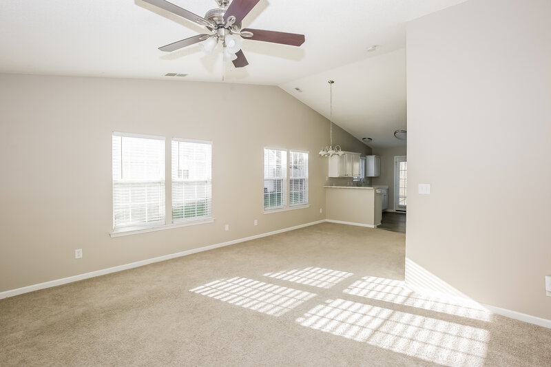 1,690/Mo, 4006 Salmon River Dr Monroe, NC 28110 Living Room View