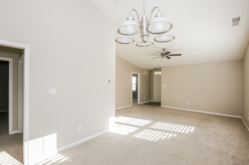 1,690/Mo, 4006 Salmon River Dr Monroe, NC 28110 Dining Room View