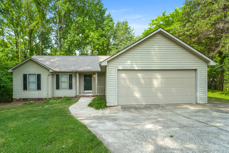 1,845/Mo, 6262 Morehead Rd Harrisburg, NC 28075 External View