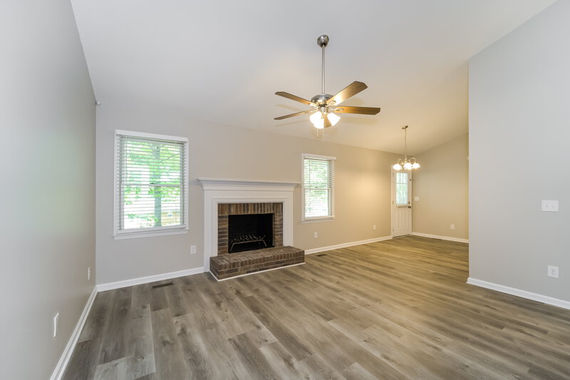 1,845/Mo, 6262 Morehead Rd Harrisburg, NC 28075 Living Room View 2
