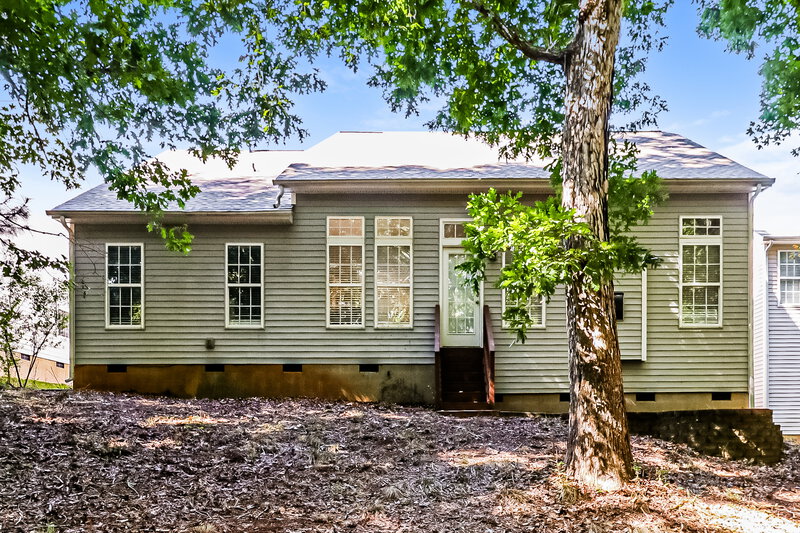 1,985/Mo, 12018 Cheviott Hill Ln Charlotte, NC 28213 Rear View 2