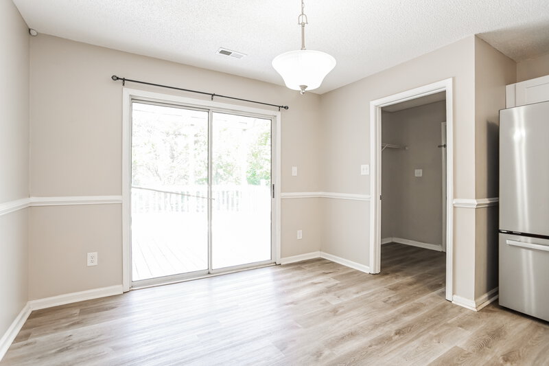 2,410/Mo, 910 Milkfarm Ct Monroe, NC 28110 Dining Room View