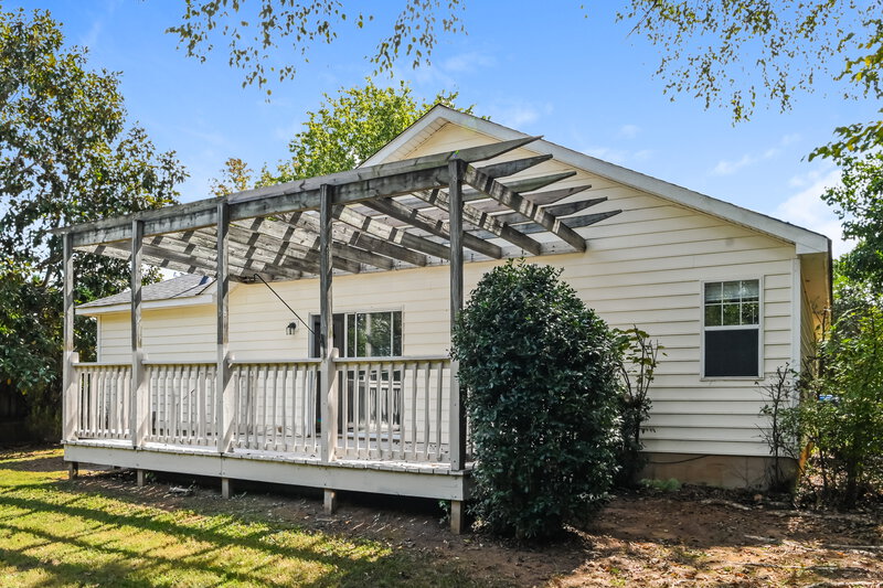 2,410/Mo, 910 Milkfarm Ct Monroe, NC 28110 Rear View