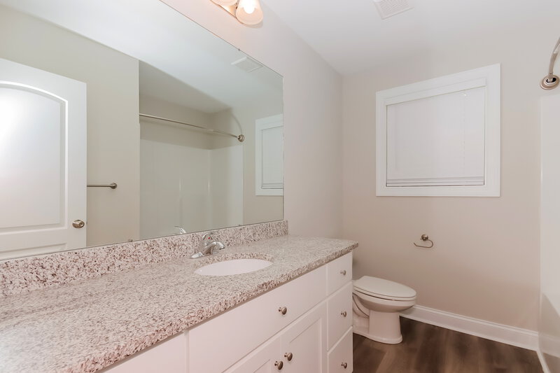 1,790/Mo, 1213 Milton Ave Kannapolis, NC 28081 Bathroom View