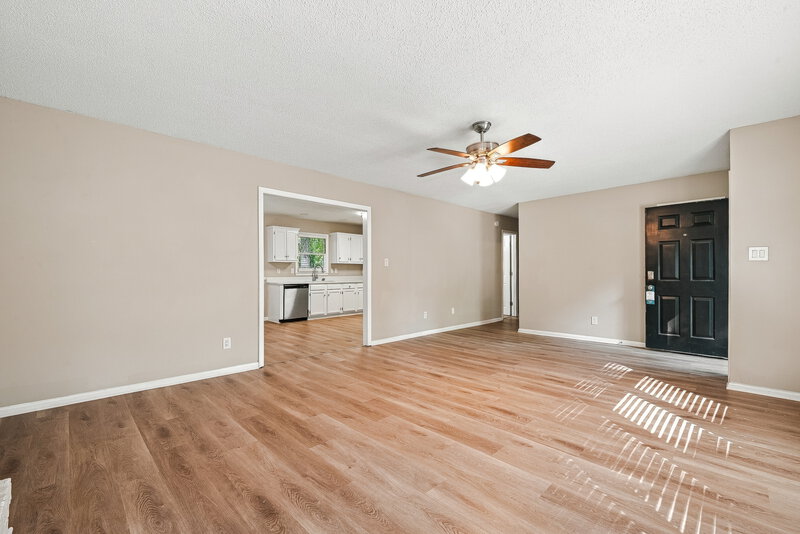 2,340/Mo, 3504 Hickory Nut Ct Waxhaw, NC 28173 Living Room View 3