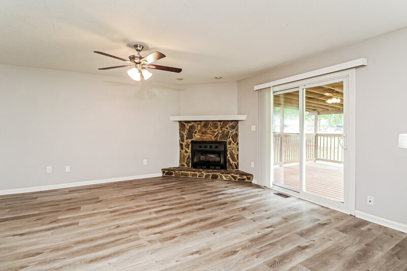 1,930/Mo, 305 Ralph Handsel Blvd Stanley, NC 28164 Living Room View