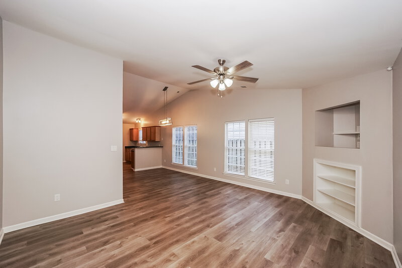 2,155/Mo, 3002 Salmon River Dr Monroe, NC 28110 Living Room View 2