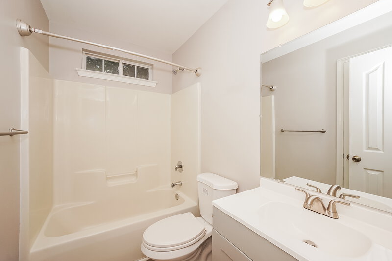2,155/Mo, 3002 Salmon River Dr Monroe, NC 28110 Bathroom View
