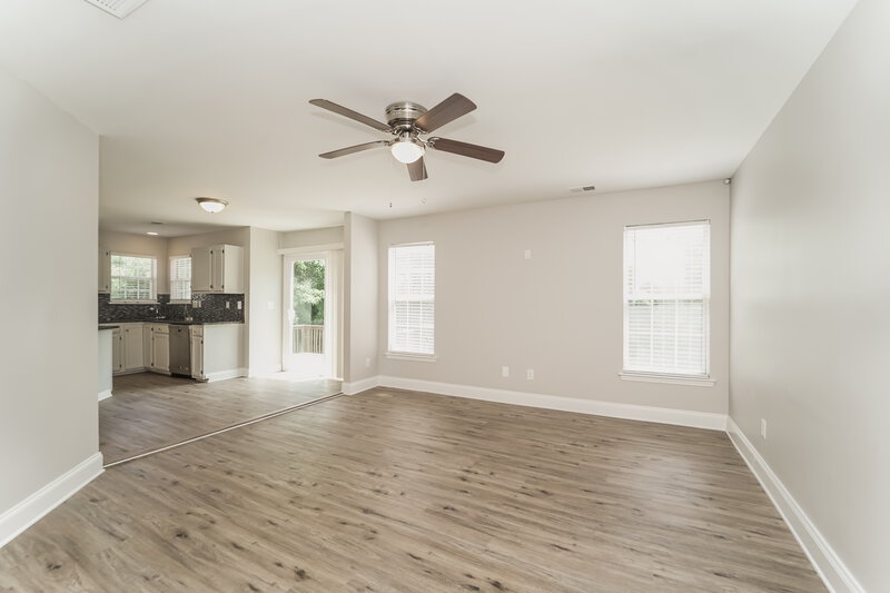 1,985/Mo, 1733 Josie St Unit 4 Charlotte, NC 28213 Living Room View 2