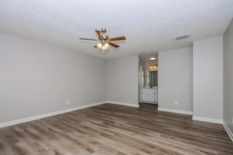 2,830/Mo, 917 Oakridge Dr Mooresville, NC 28115 Main Bedroom View
