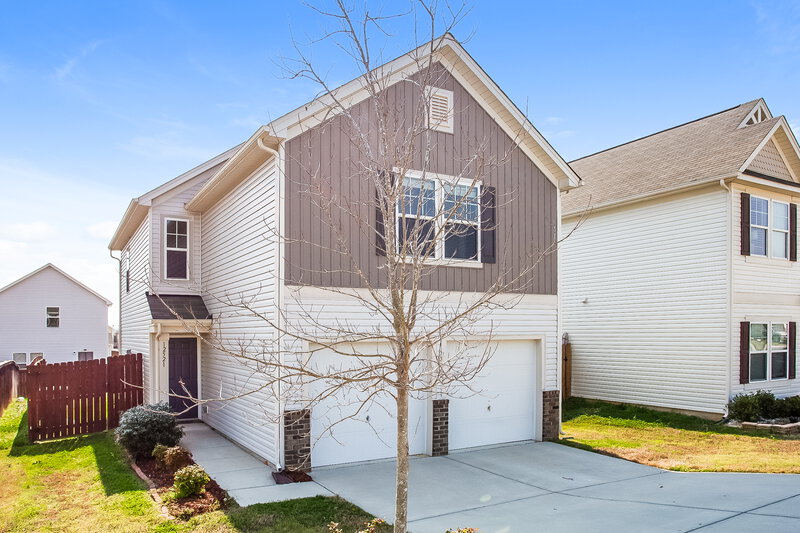 2,105/Mo, 12521 Palomino Dr Midland, NC 28107 Front View