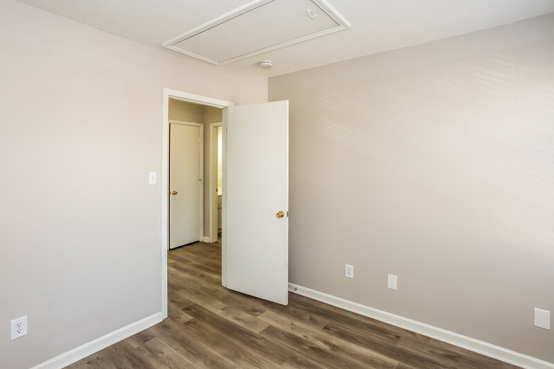 1,795/Mo, 10433 Battle Ct Charlotte, NC 28215 Misc View 12