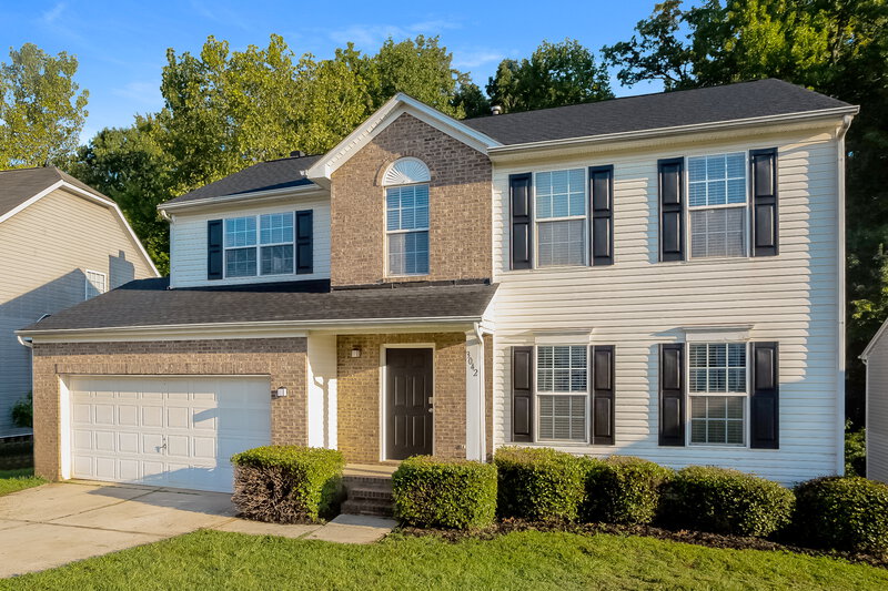 2,475/Mo, 3042 Willamette Valley Dr Charlotte, NC 28215 Front View 2
