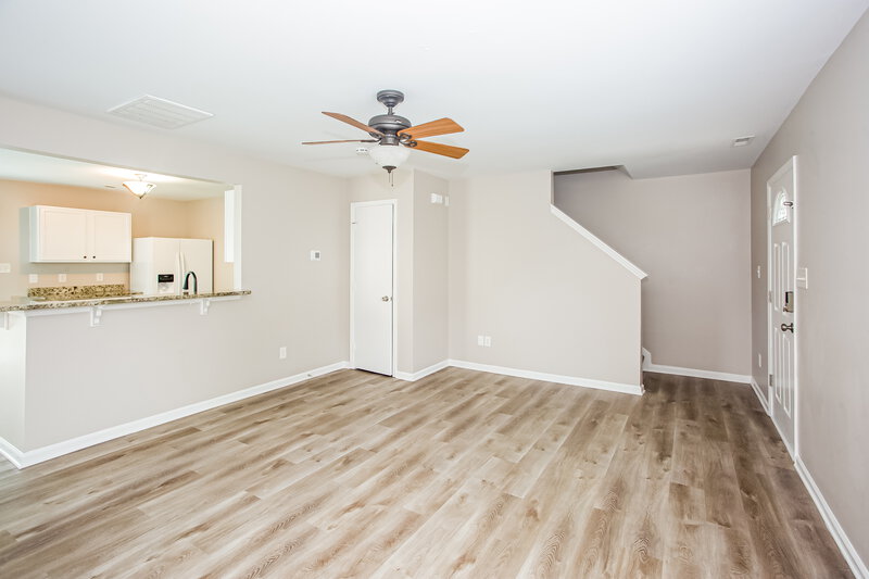 2,115/Mo, 10531 Katie Creek Ct Charlotte, NC 28213 Living Room View