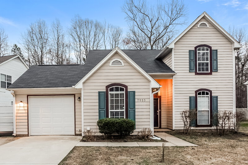 2,240/Mo, 7523 Pence Pond Ln Charlotte, NC 28227 External View
