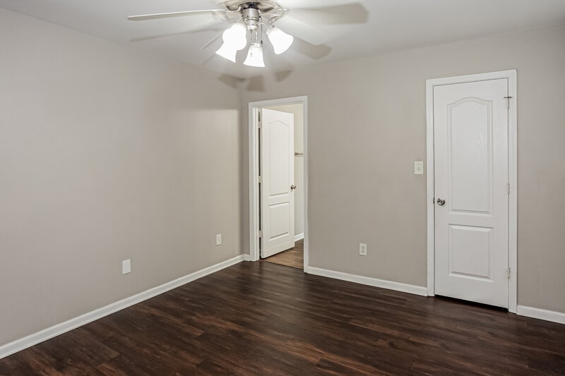 2,175/Mo, 734 Ablow Dr Matthews, NC 28105 Main Bedroom View 2