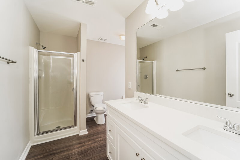 3,070/Mo, 734 Ablow Dr Matthews, NC 28105 Main Bathroom View