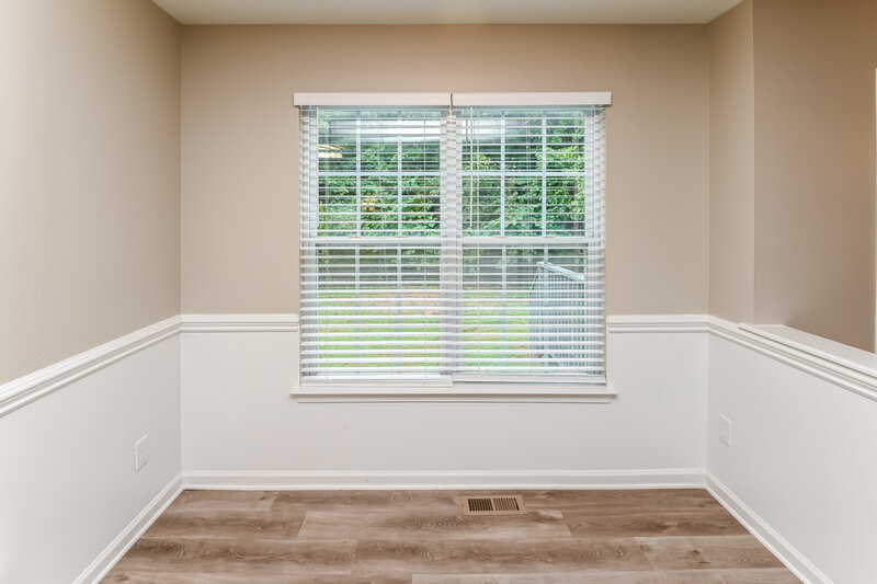 2,000/Mo, 6219 Dumont Ln Charlotte, NC 28269 Breakfast Nook View