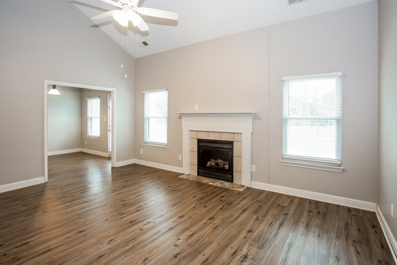 2,220/Mo, 3025 Trellis Ln Monroe, NC 28110 Living Room View 2