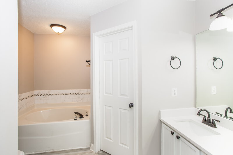 2,220/Mo, 3025 Trellis Ln Monroe, NC 28110 Main Bathroom View