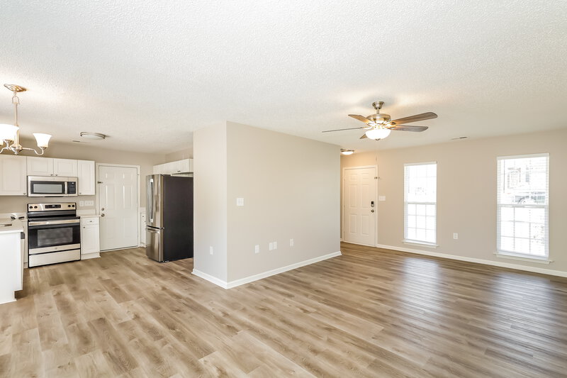 2,110/Mo, 4529 Capstone Dr Monroe, NC 28110 Living Room View